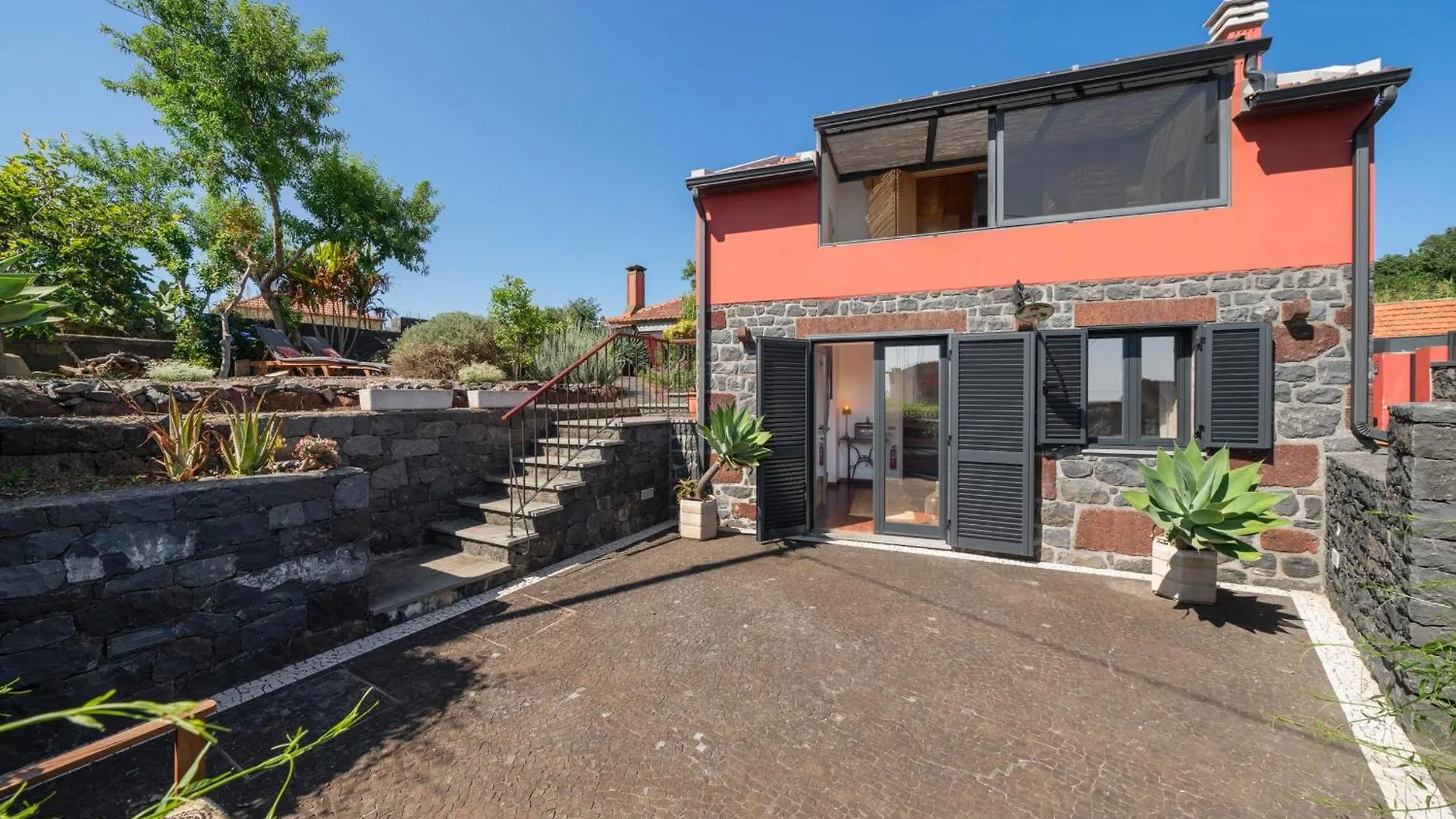 Casa Da Raposeira By An Island Apart Calheta  Calheta (Madeira)